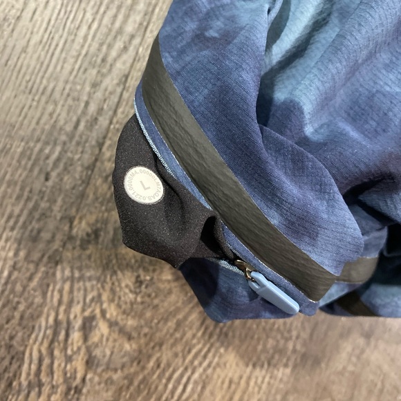 LULULEMON Surge Short 6" Lined Boldlines Running Yoga Athletic Shorts - Picture 6 of 6